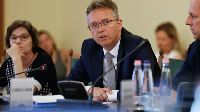 Mentelmi jogának felfüggesztését kérik Hankó Balázs országgyűlési képviselőnek az NKA-ügyben