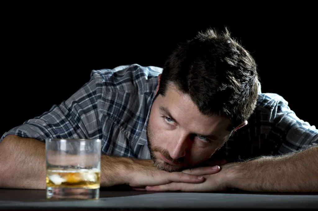 Így hat az alkohol a szervezetre az első pohártól a hosszú távú kockázatokig