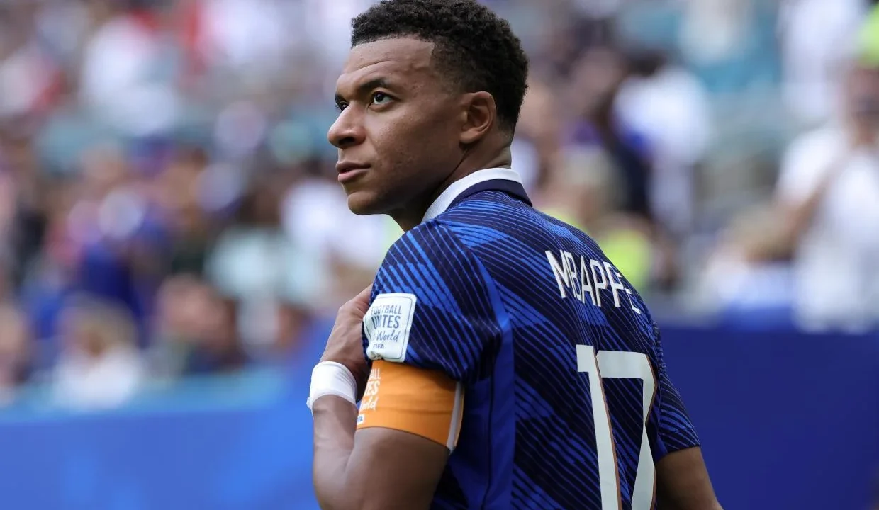 Influenzával küzd Kylian Mbappé, kihagyta a francia válogatott edzését