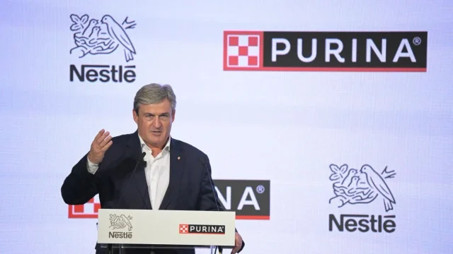 Kapitány István: a kormány a partnerségre alapozna a befektetőkkel