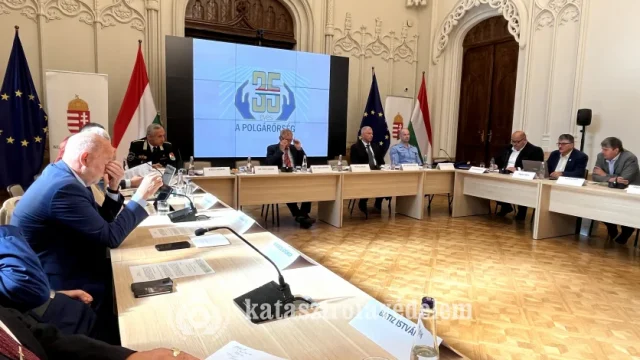 Stratégiai együttműködési megállapodást kötött a katasztrófavédelem és az Országos Polgárőr Szövetség