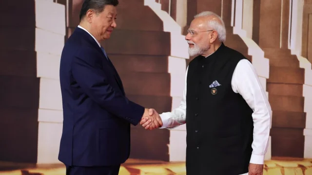 Kína és India a kapcsolatok javításáról és a határvita rendezéséről tárgyalt