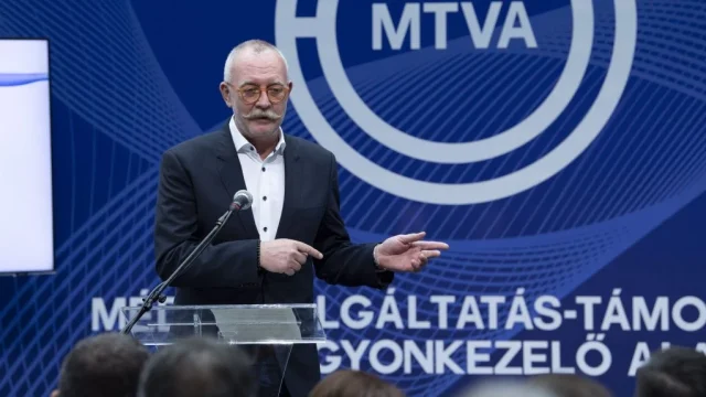 Közmédia: Nem politikai döntés volt Gulyás István mentesítése