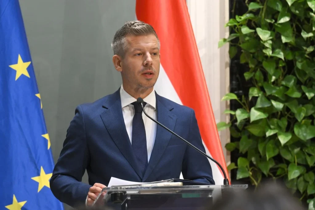 Magyar Péter eltörölné a képviselői mentelmi jogot a közvádas ügyekben