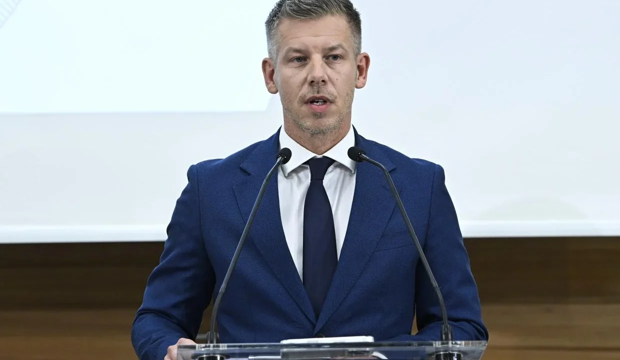Magyar Péter: felelősek vagyunk a ránk bízott gyermekekért