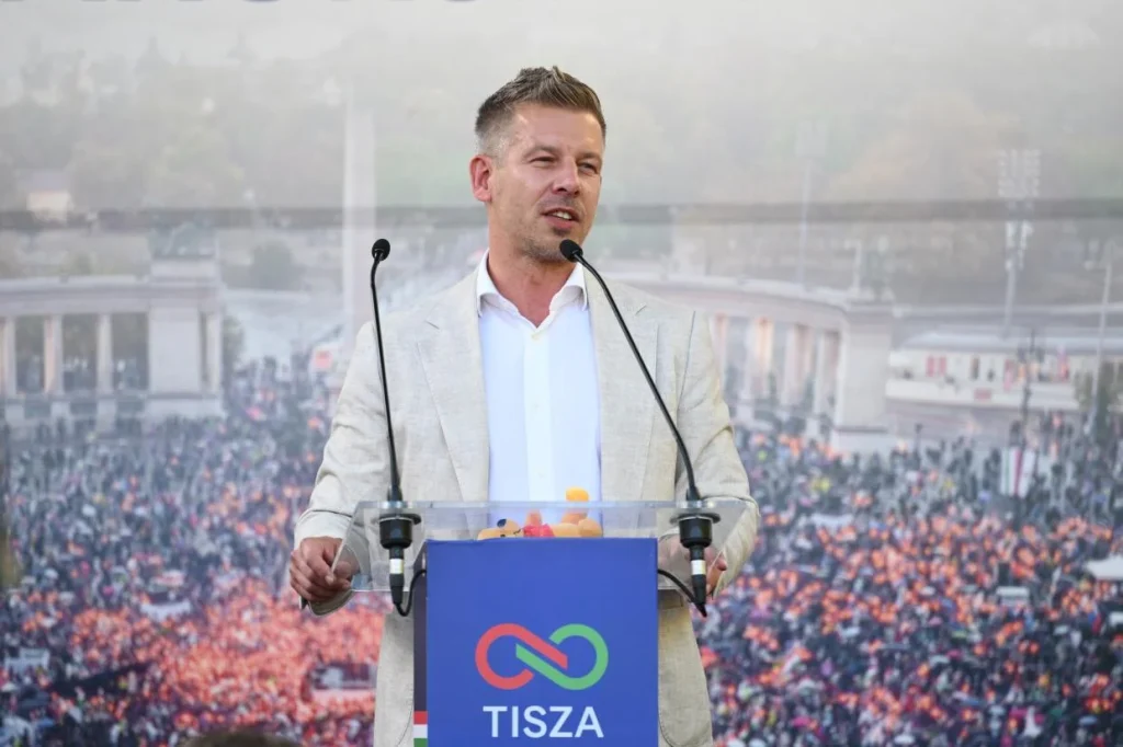 Magyar Péter Szolnokon beszélt a nemzeti egységről és a tervezett elektrolitgyárról