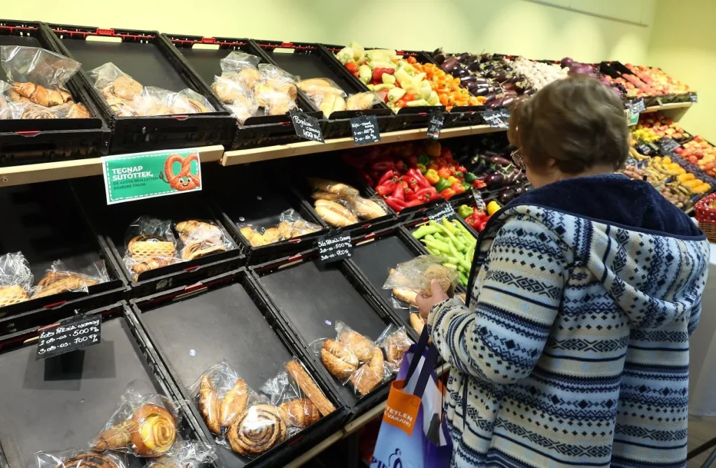 Megnyílt az ételmentő Munch első fizikai boltja Szegeden