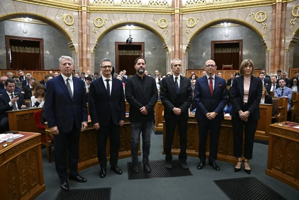 Megkezdte munkáját a Független Közmédia Testület a közszolgálati média felügyeletével