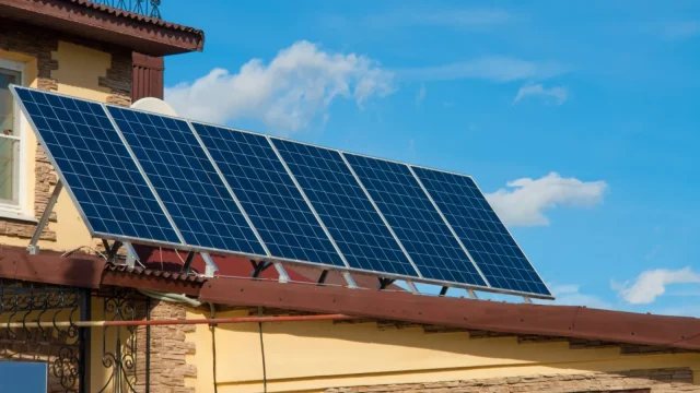 A 1,6 millió forintos támogatási plafont javasolja az Otthoni Energiatároló Programban az MNNSZ