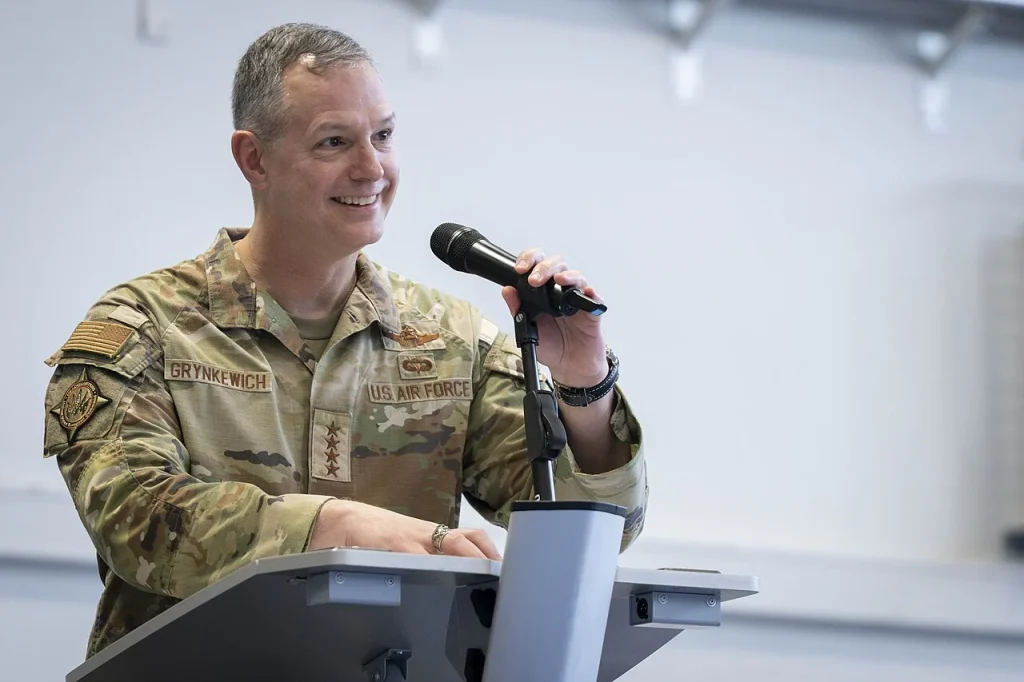 A NATO európai főparancsnoka szerint kudarcot vallanak a szövetség egységét gyengítő hibrid támadások