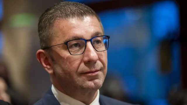 Nem tart a magyar hitel körüli vizsgálattól az északmacedón kormányfő