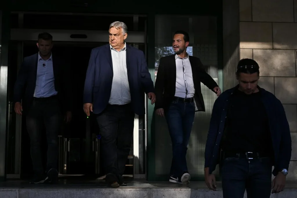 Nyilvánosságra hozza a kormány az elmúlt 16 év titkosított döntéseit