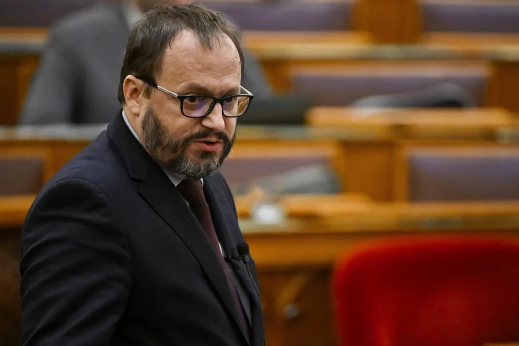 Költségvetési vita a parlamentben: „Valóban ki volt söpörve a padlás”
