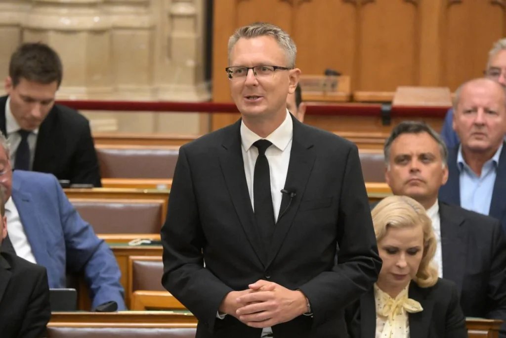 Parlamenti vita a kormányzati intézkedésekről és a politikai felelősségről