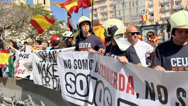 Szolidaritási tüntetések Spanyolország-szerte a migrációs válsággal küzdő Ceutáért