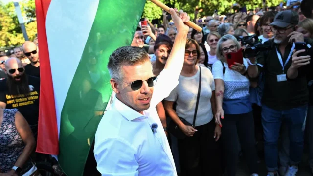 Szolnokon tart fórumot szombaton az országjáró körúton Magyar Péter