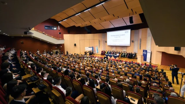 Tanévnyitó a Szegedi Tudományegyetemen: az autonómia megerősítése a cél