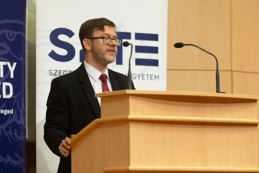 Tanévnyitó a Szegedi Tudományegyetemen: az autonómia megerősítése a cél