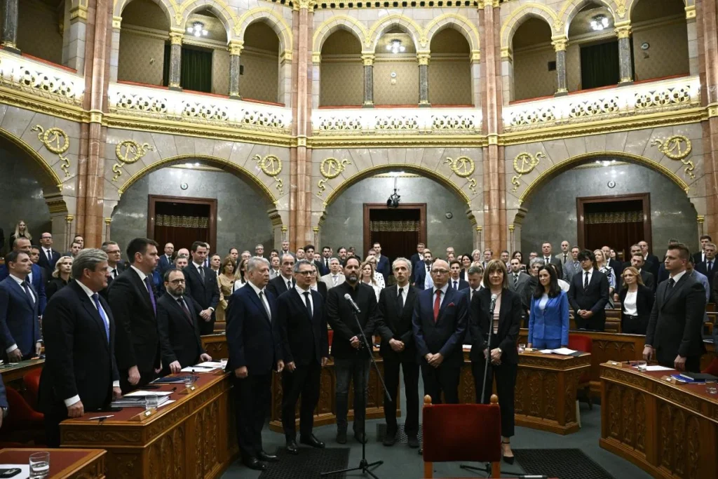 Tarr Zoltán: a nyilvánosság felé felelős vezetők kellenek a közmédiába