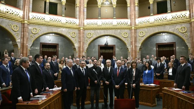 Tarr Zoltán: a nyilvánosság felé felelős vezetők kellenek a közmédiába