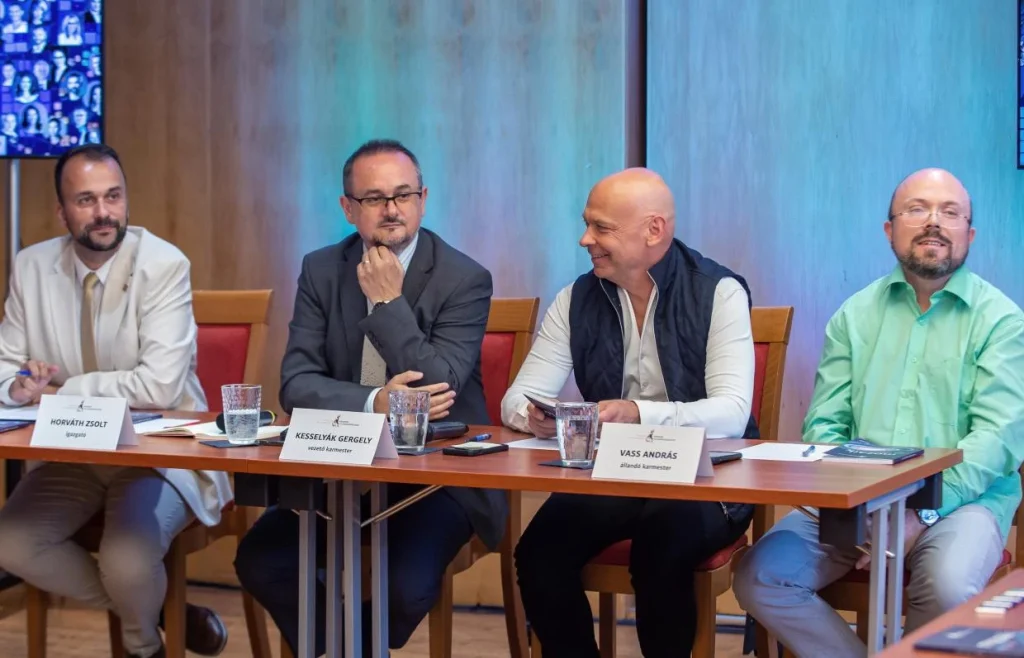 Több mint száz zeneművel indítja új évadát a Pannon Filharmonikusok