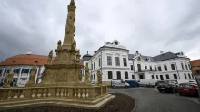 Restaurált 17–19. századi bútorokat és püspöki tárgyakat mutatnak be a veszprémi érseki palotában