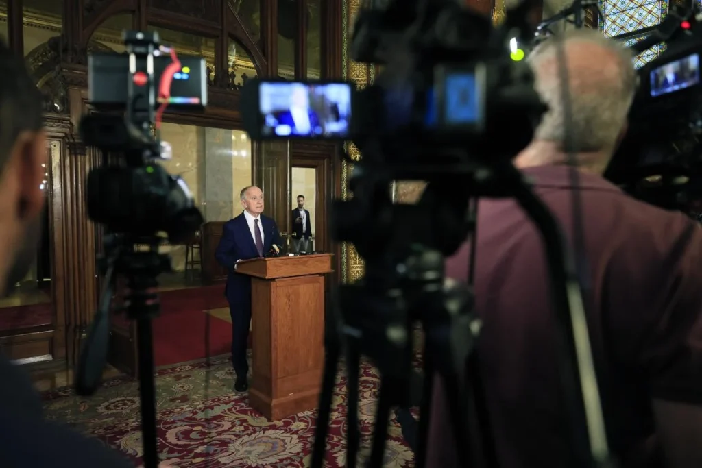 Új jelöltet keres a legfőbb ügyészi tisztségre Baka András köztársasági elnök
