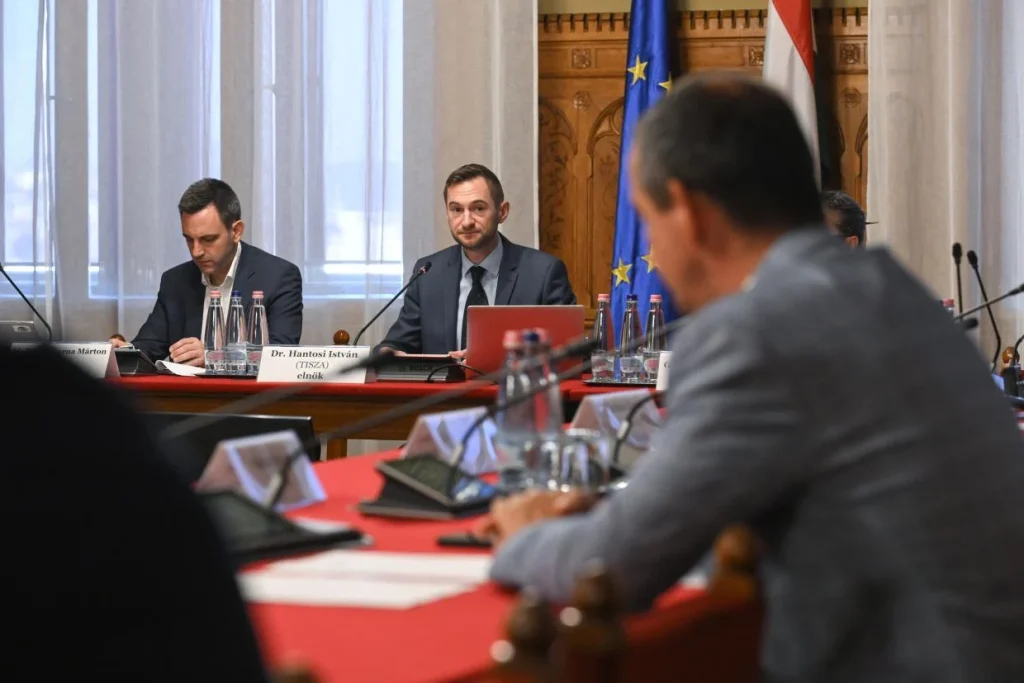 Újra kiírják a Nemzeti Vagyonvisszaszerzési és Vagyonvédelmi Hivatal három elnökhelyettesi pályázatát