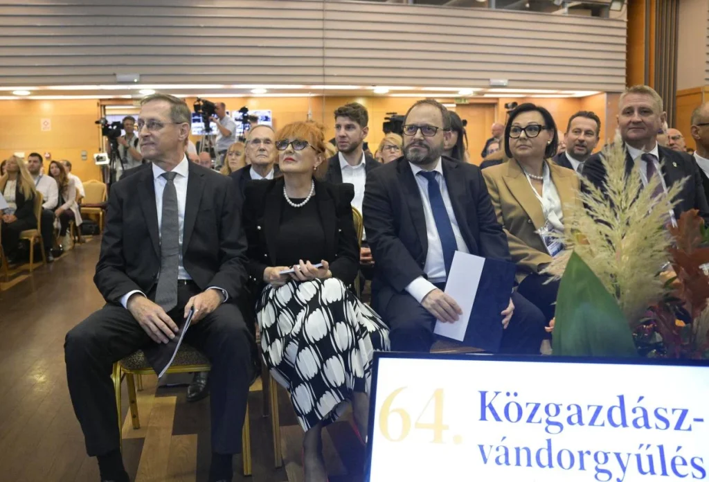 Varga Mihály: a sikeres euróbevezetés a cél a gyors helyett