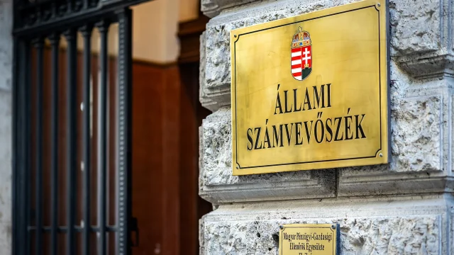 Az Állami Számvevőszék visszautasította Magyar Péter állításait