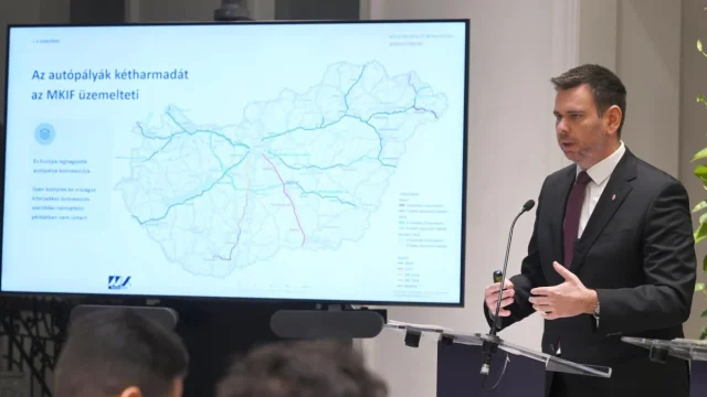 Vitézy Dávid szerint jelentősen olcsóbb lehetne az autópályák üzemeltetése