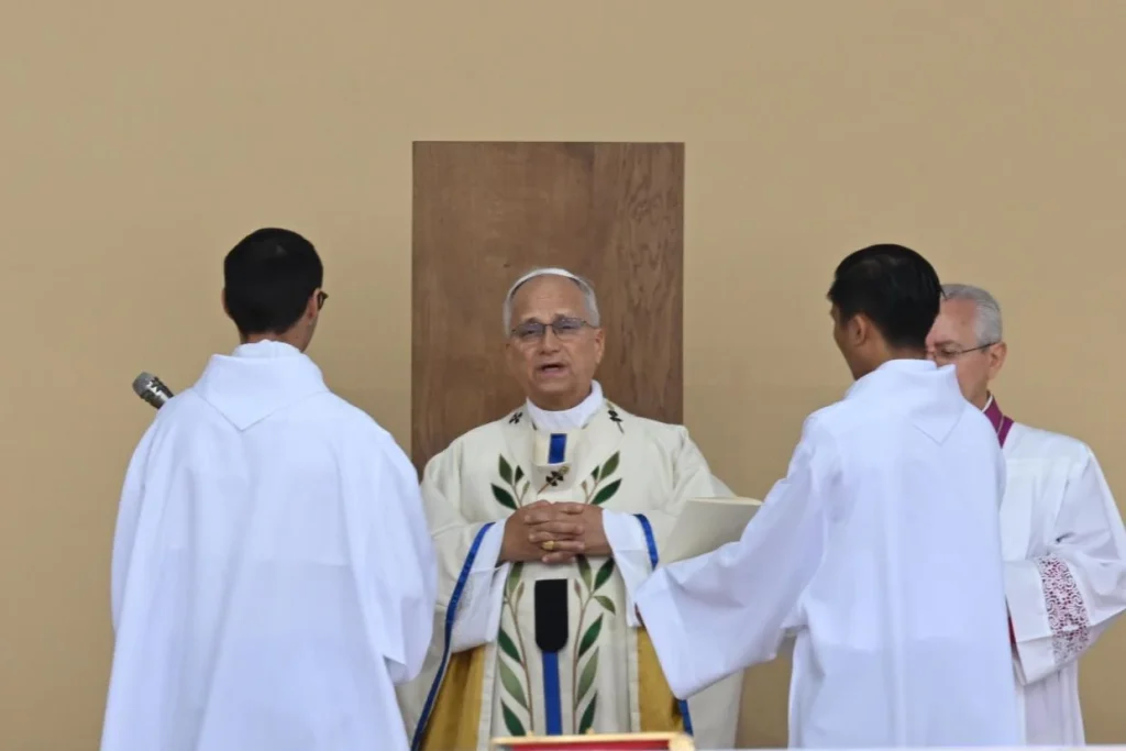 XIV. Leó pápa Lourdes-ba érkezett négynapos franciaországi apostoli látogatásának záró szakaszában