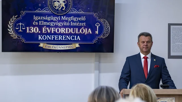 Szakmai konferenciával és emléktábla-avatással ünnepelte 130. évfordulóját az Igazságügyi Megfigyelő és Elmegyógyító Intézet