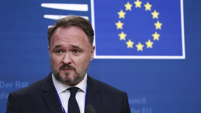 Uniós biztos: 2027-ig szűkös maradhat a globális dízelpiac, ami magasan tarthatja az üzemanyagárakat Európában