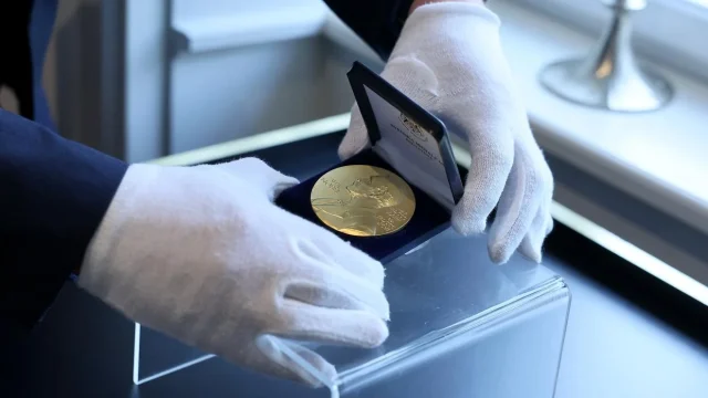 Október 5. és 12. között jelentik be az idei Nobel-díjasok névsorát Stockholmban és Oslóban