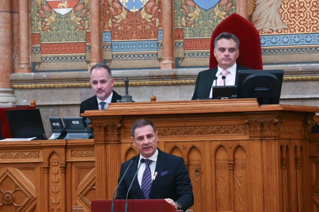 A közvagyon védelméről szóló törvényjavaslat parlamenti vitája