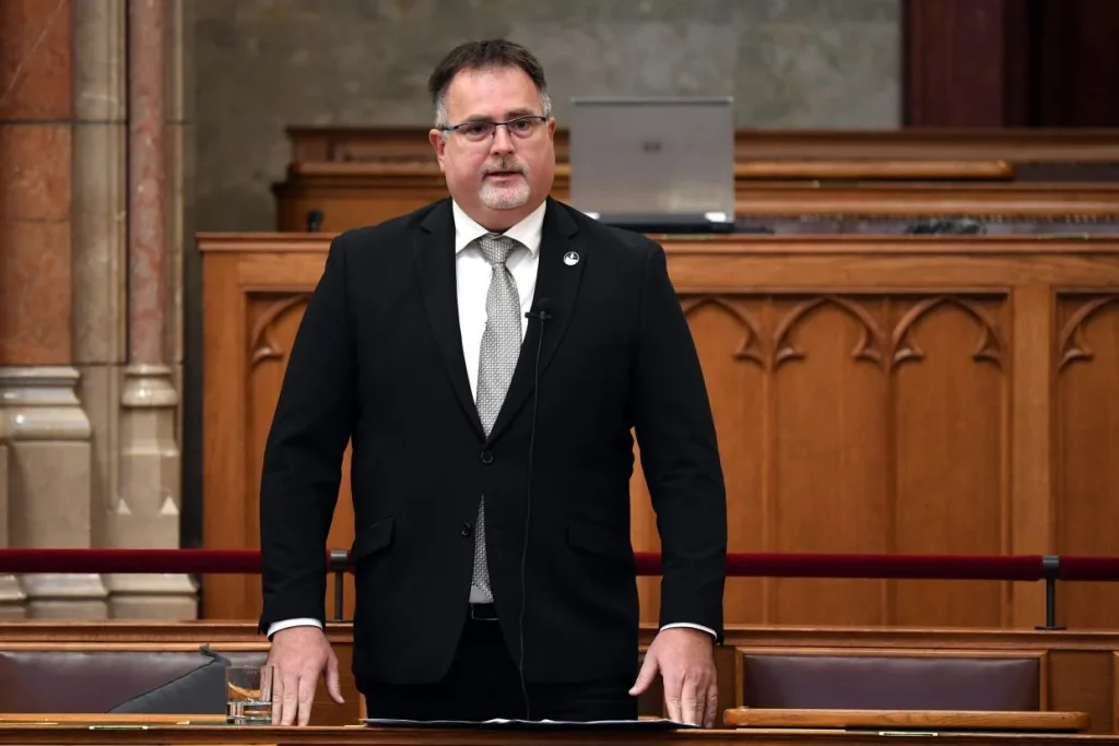 Az Állami Számvevőszék elnöke a köztársasági elnökhöz fordult a miniszterelnök bírálatai miatt