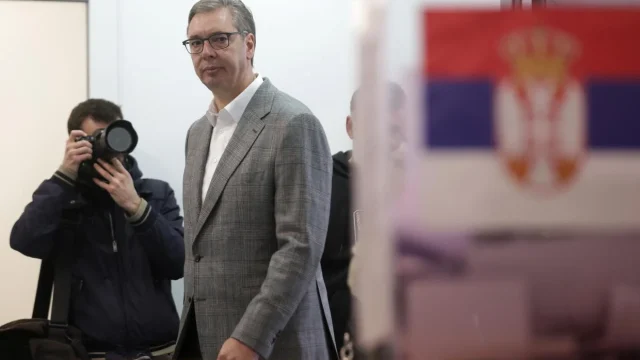 Az állami vagyon és dokumentumok eltüntetésétől tart a szerbiai választásokon győztes Egyetemista Lista