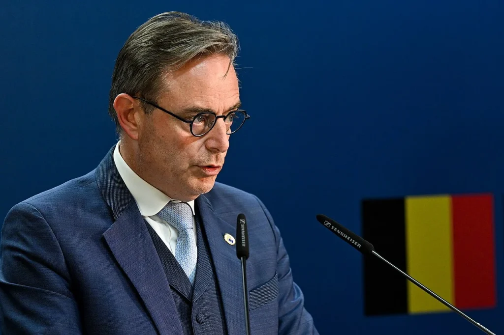 Bart De Wever belga miniszterelnök szerint nem nyitják újra a befagyasztott orosz vagyonról szóló vitát