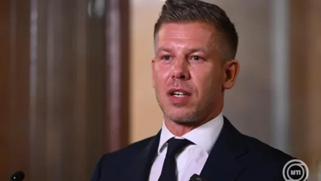 Brüsszelbe utazik a miniszterelnök az uniós csúcstalálkozóra
