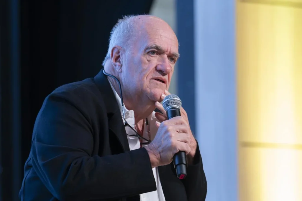 Colm Tóibín bemutatta a Thomas Mannról szóló A varázsló című regényét a Könyvfesztiválon