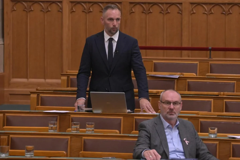 December 24-e munkaszüneti nappá nyilvánításáról tárgyalt az Országgyűlés