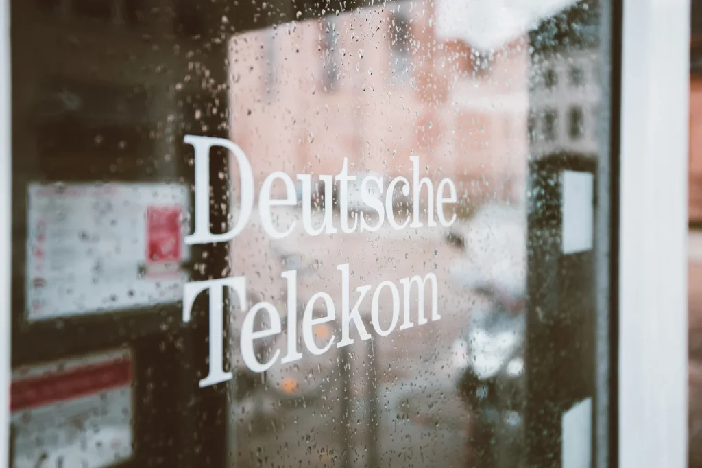 Több mint egymilliárd eurós megtakarítást vár a mesterséges intelligenciától a Deutsche Telekom