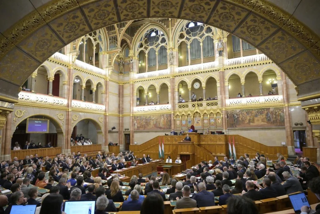 Elfogadta az Országgyűlés a 2026-os költségvetés módosítását