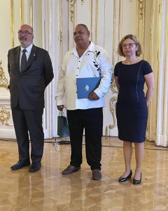 Év dolgozója elismerést kapott a józsefvárosi köztisztasági szakember