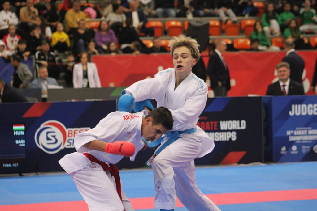 Ezüstérmet nyert a Bagi Ádám a rekordlétszámú karate vb-n