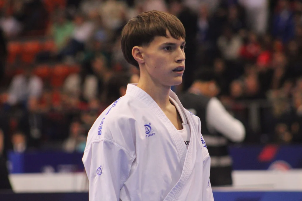 Ezüstérmet nyert a Bagi Ádám a rekordlétszámú karate vb-n