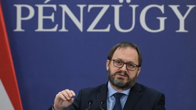 Kármán András: Feljelentést tett a Pénzügyminisztérium Nagy Márton utazásai miatt
