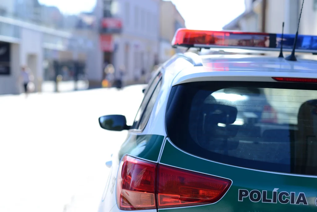 Megerősíti a rendőri jelenlétet az iskolák környékén a szlovák rendőrség