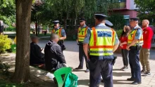 Fokozott rendőri ellenőrzéseket tartanak Kaposvár belvárosában és a lakótelepeken